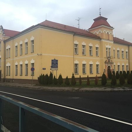 Hostel Karin Ostrava Exterior foto