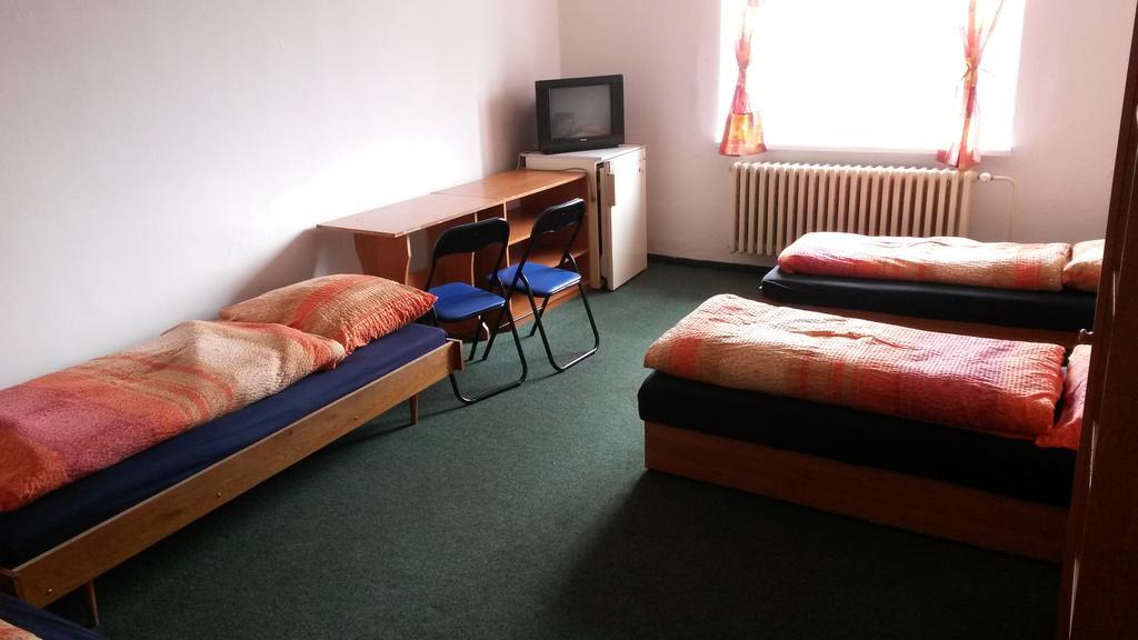 Hostel Karin Ostrava Exterior foto